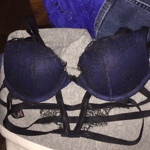 VS strappy bra